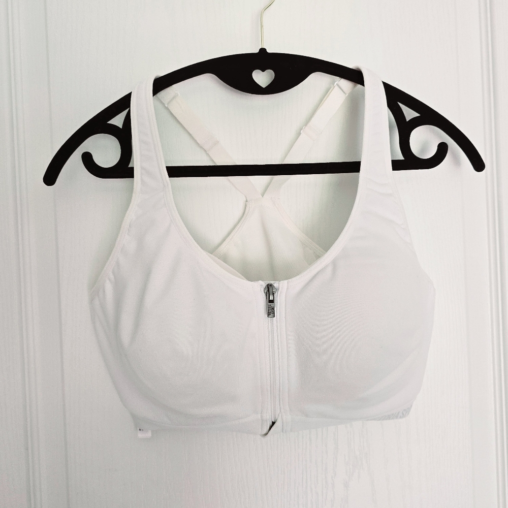 Victorias Secret Front Close Knockout Sports Bra 36D